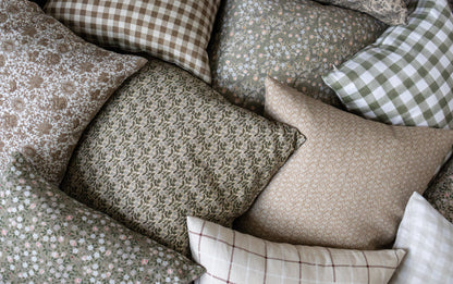 Niall | Neutral Interlock Geo Pillow Cover